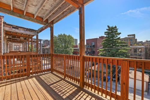 Apartamento Spacious 2br Apt With Balcony & Wifi