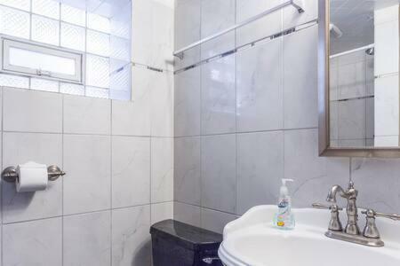 Hostal Cornell