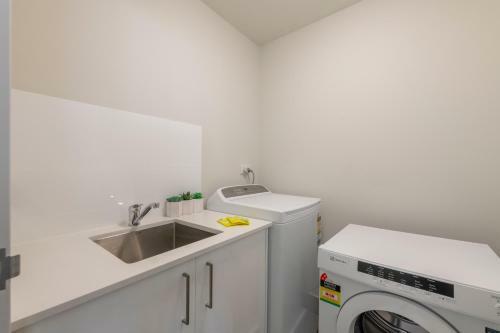 Astra Apartments Newcastle (Merewether)