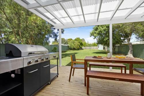 Lake156a - Culburra Beach Retreat