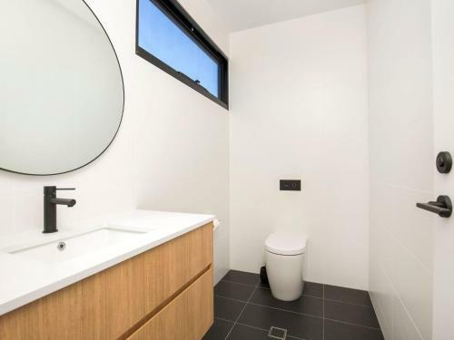 Banksia I Absolute Beachfront