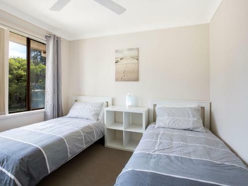 Sunsets Pet Friendly 10 Mins Walk To Beach