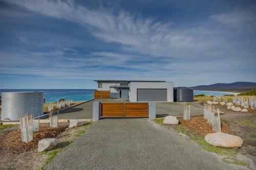 Tranquility Bay Of Fires