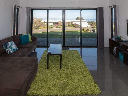 Stunning On Stacey 42 Stacey Drive