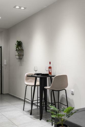 Aelia Apartments, The Luxury Suites
