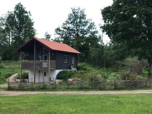 Lodge Joarsbo, Stuga 2, "g�rdsstugan"