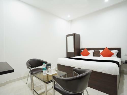 Collection O O 82887 Hotel Star Inn