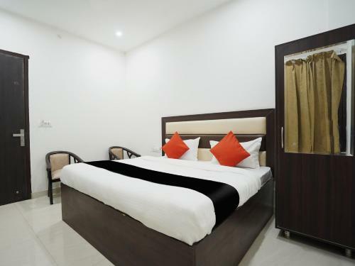Collection O O 82887 Hotel Star Inn