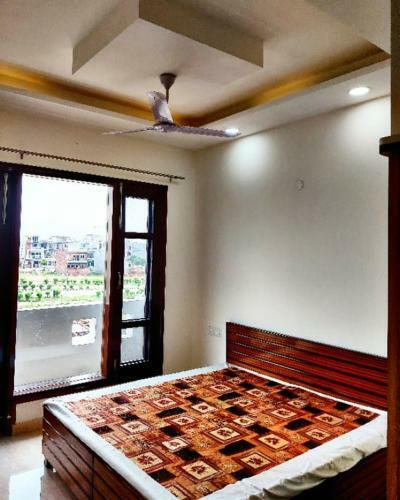 Gracious Apartment