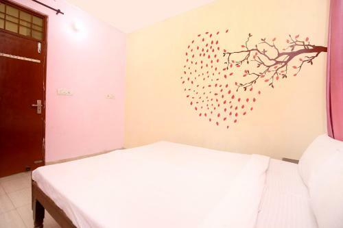 Hotel Spot On 37127 HC Palace