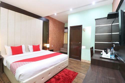 Oyo Townhouse 927 Hotel Mittaso