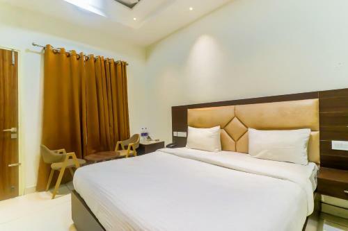 Fabhotel Nido Residency - Fully Vaccinated Staff