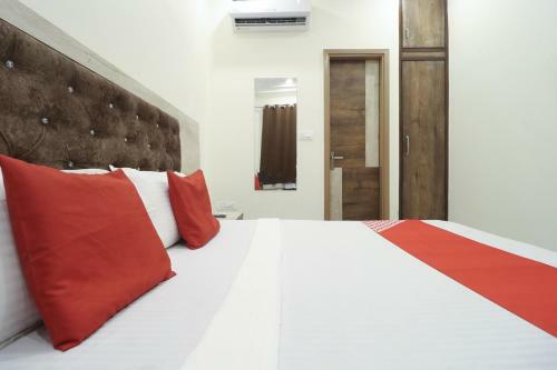Oyo 75730 Hotel Happy Home