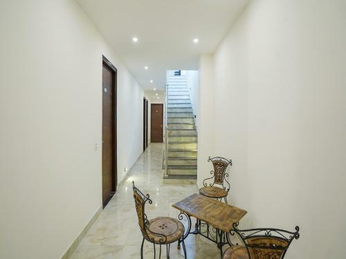 Capital O 86382 Hotel Artize
