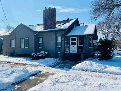 Cozy- Kid & Family Friendly 3-bedroom Home