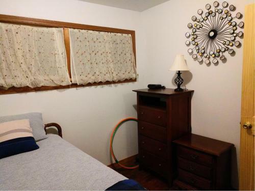 Ficklin - Comfortable, Newly Remodeled Home