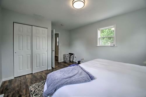 Quaint Chesterton Home In Walkable Location!