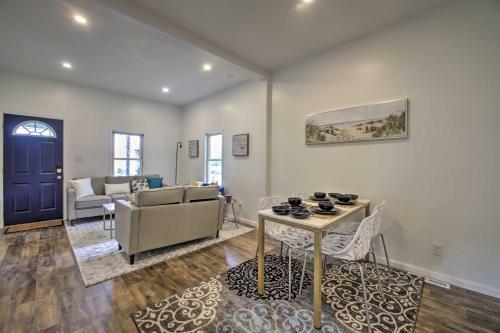 Quaint Chesterton Home In Walkable Location!