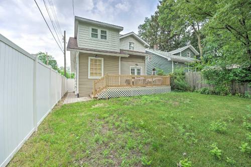 Chic Retreat Less Than 1 Mile To Notre Dame Campus!