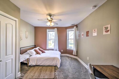 Sunny Duplex With Fire Pit, 2 Mi To Dtwn Indy