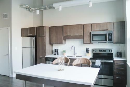 Premiere Sculpture Park Apartments