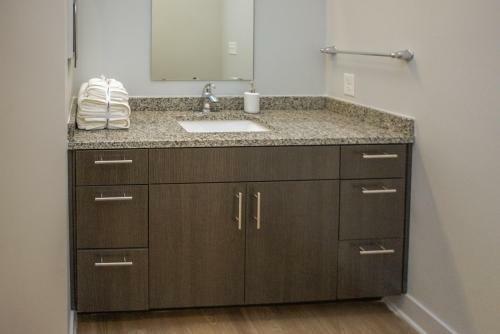 Apartamento Frontdesk I District At 6th Des Moines
