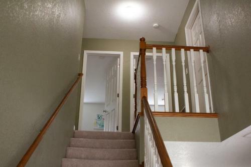 Villa Completebnb Presents Mkn1108, Beautiful 3br 2bath Townhome