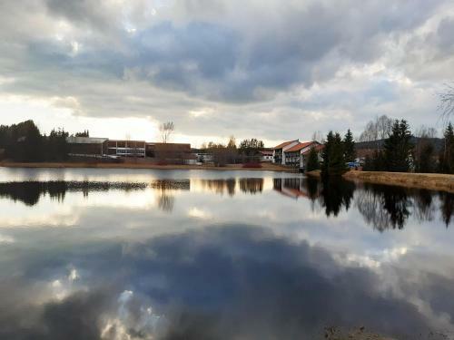 Apartamento Ferienwohnung Am See