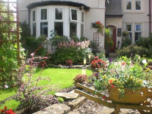 Bed & Breakfast Pitreavie Guest House