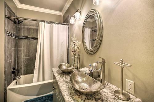 Luxe Home With Yard Near Lake Pontchartrain!