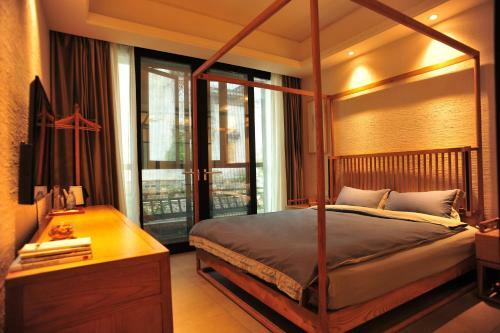 Hostal ????????