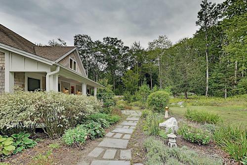 Knickerbocker Lake Retreat
