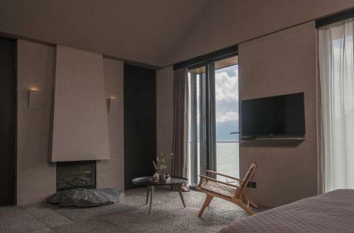 Yakamoz Erhai Hotel