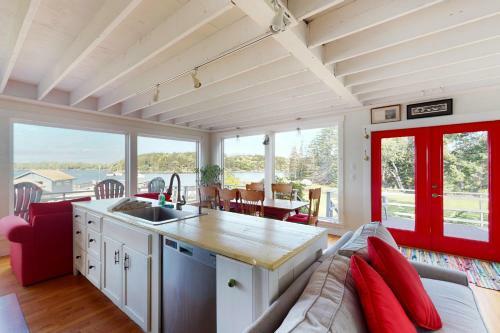 States Point Cottage