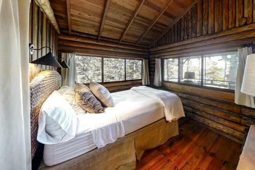 Cabin In The Pines