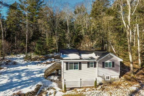 Little Cottage In The Woods