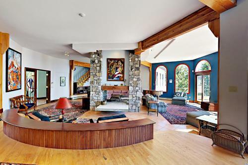 Oceanfront Gem