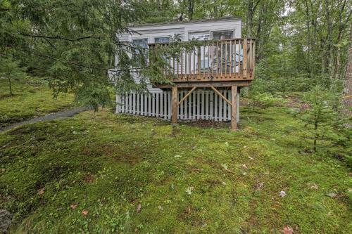 Apartamento Idyllic Edgecomb Forest Studio With Balcony!