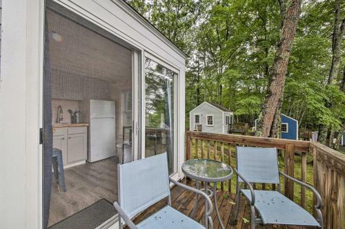 Apartamento Idyllic Edgecomb Forest Studio With Balcony!
