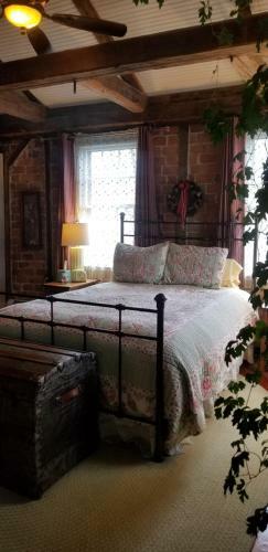 Widow Avery House