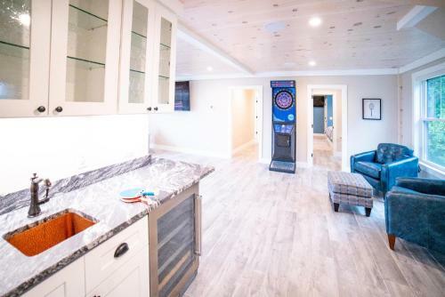 Ocean Front, Beach Access, New Build, Game Room