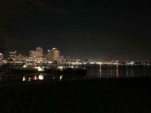Apartamento The Point Vacation In Historic Algiers Point! Duplex