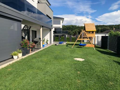 Apartamento Moderne Ferienwohnung Mit Terrasse Und Garten