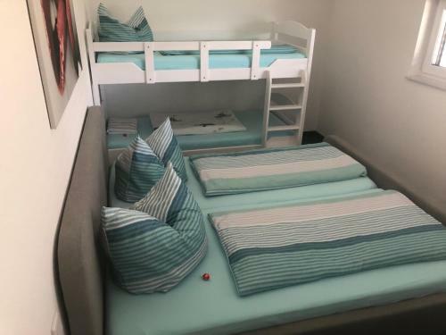 Apartamento Moderne Ferienwohnung Mit Terrasse Und Garten
