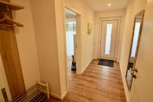 Apartamento Ferienwohnung Feldblick