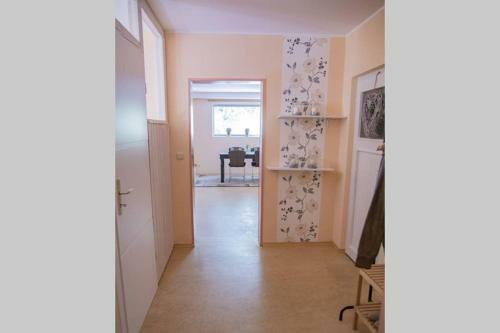 Apartamento Ferienwohnung - Gro�e Souterrain Wohnung Mit Wintergarten