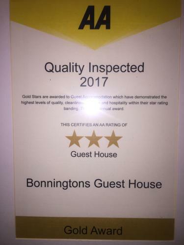 Hostal Bonningtons Stansted B&B