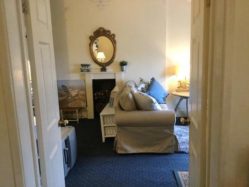 Hostal Ty Anne Guest House