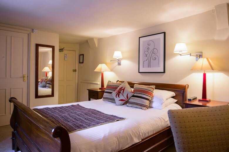 Hotel The Swan