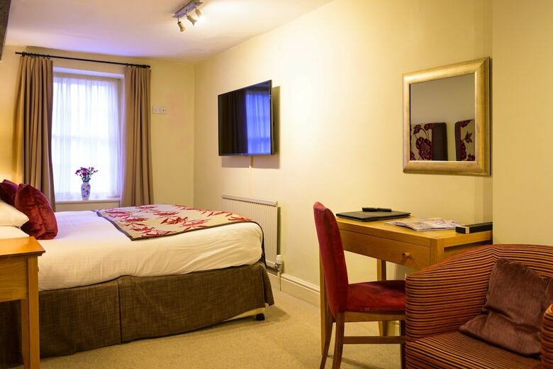 Hotel The Swan